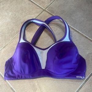 NWT Purple Criss Cross Sports Bra! 36DD
